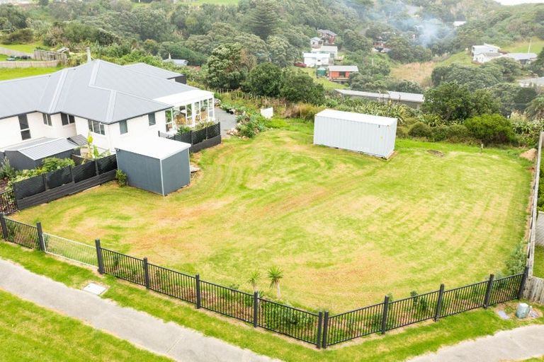 Photo of property in 49 Sunset Drive, Baylys Beach, 0377