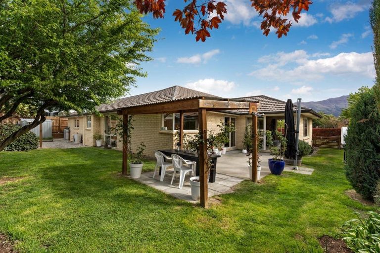 Photo of property in 24 Tyndall Street, Wanaka, 9305