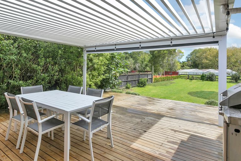 Photo of property in 18 Trigg Road, Huapai, Kumeu, 0810