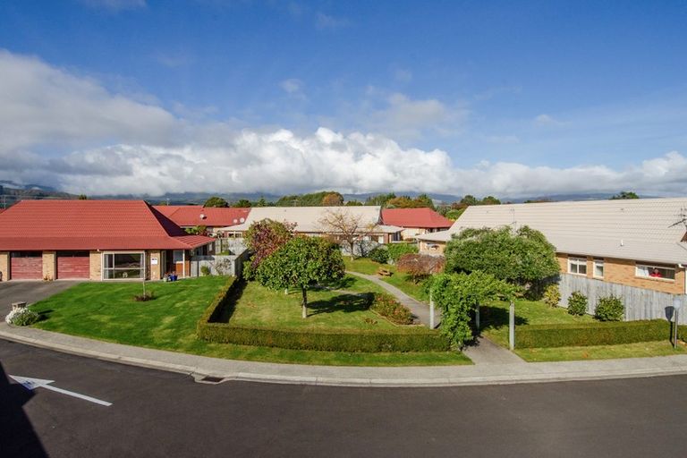 Photo of property in Rangeview Villas, 53/9 Fuller Close, Levin, 5510