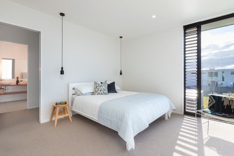 Photo of property in 27 Taumata Road, Omaha, 0986