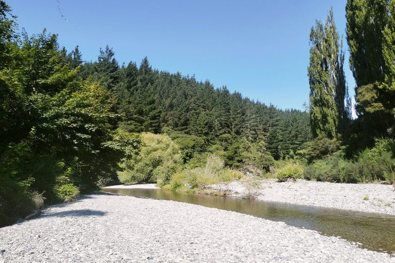 Photo of property in 83 Cosy Dell Road, Herbert, 9495