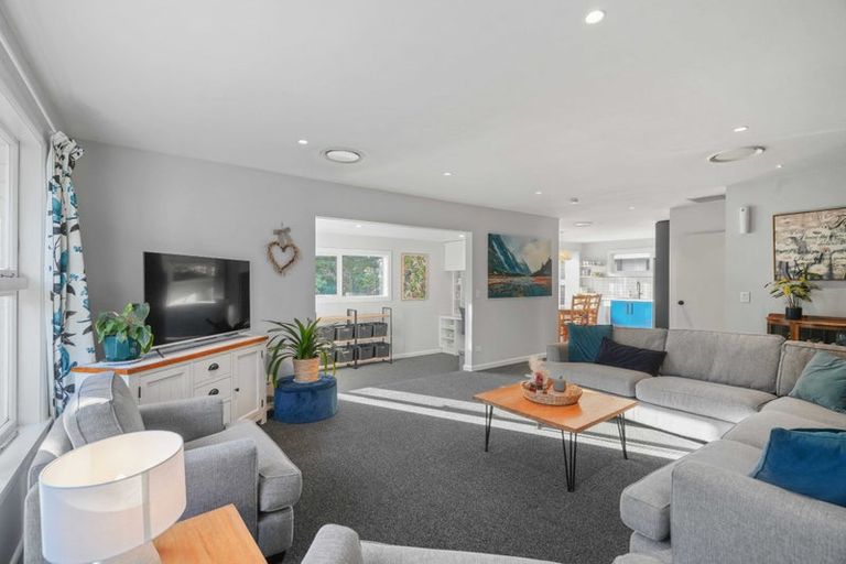 Photo of property in 1 Cunliffe Road, Redwood, Christchurch, 8051