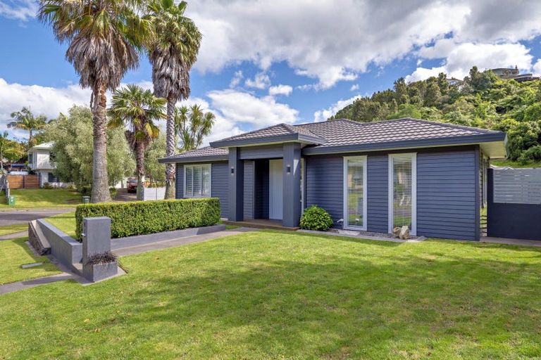 Photo of property in 1 The Fairway, Whakatane, 3120