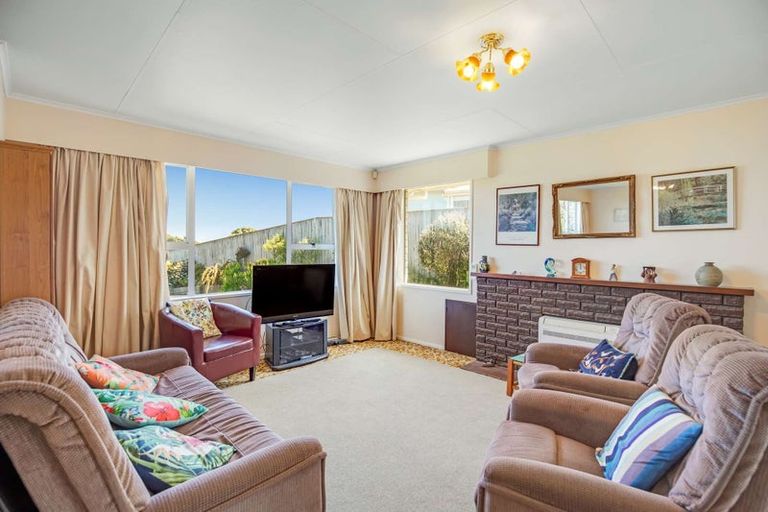 Photo of property in 102 Matai Street, Castlecliff, Whanganui, 4501