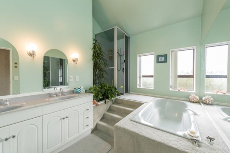 Photo of property in 17 Chelsea Avenue, Richmond, 7020