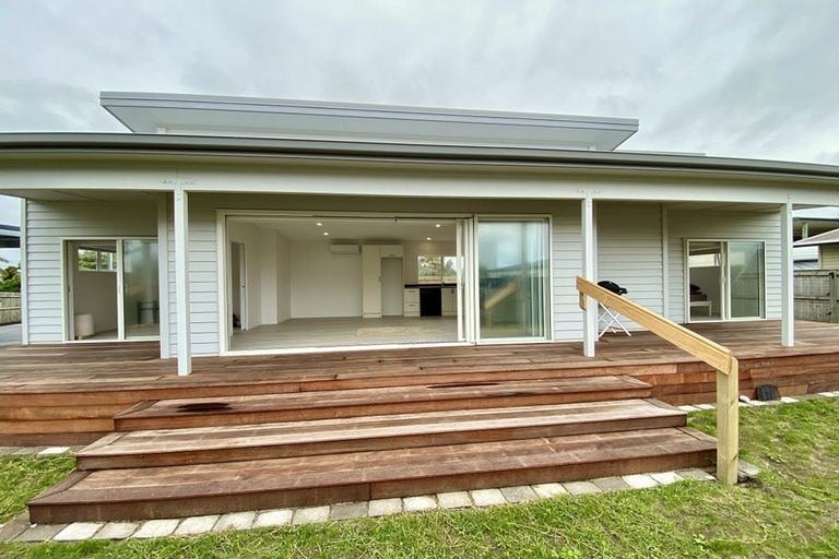 Photo of property in 11 Costello Crescent, Pukehina, Te Puke, 3189