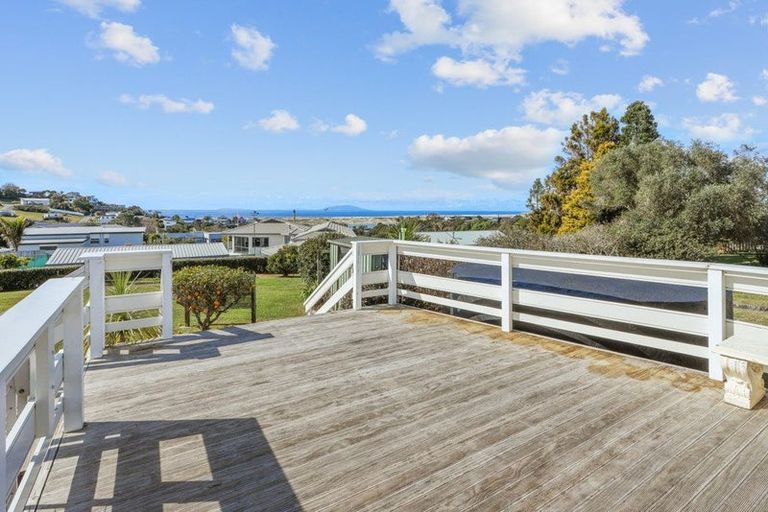 Photo of property in 18 Cullen Street, Mangawhai Heads, Mangawhai, 0505