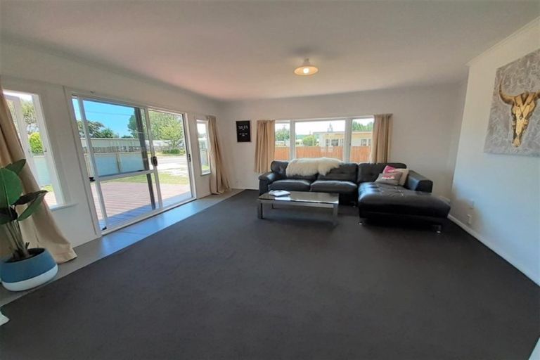 Photo of property in 22 Rangatira Drive, Mangakino, 3421