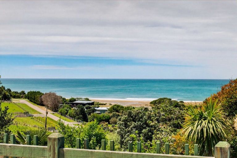 Photo of property in 453 Whangaehu Road, Porangahau, 4293