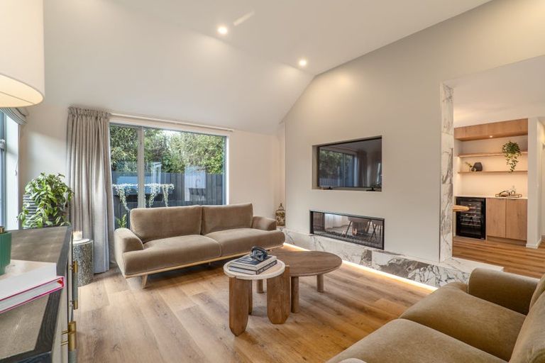 Photo of property in 92a Jeffreys Road, Fendalton, Christchurch, 8052