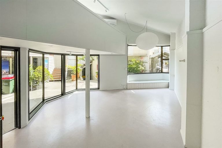 Photo of property in 1/28 Victoria Road, Papatoetoe, Auckland, 2025