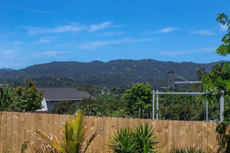 Photo of property in 91 Sunnyside Road, Sunnyvale, Auckland, 0612