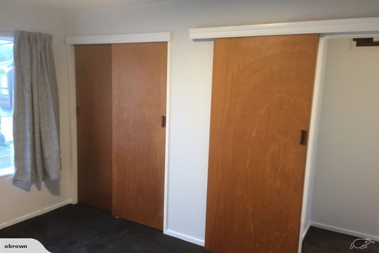 Photo of property in 2/218 Onepu Road, Lyall Bay, Wellington, 6022