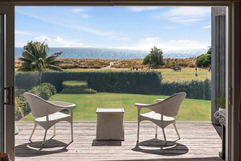 Photo of property in 1025b Papamoa Beach Road, Papamoa Beach, 3118