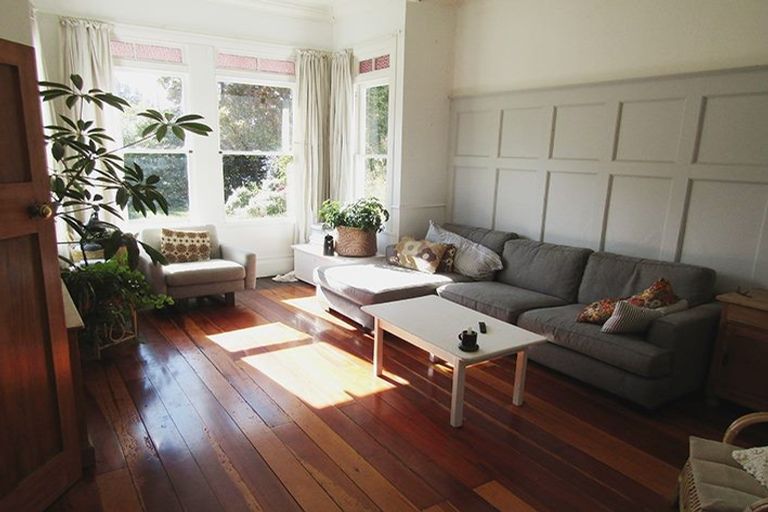 Photo of property in 54 Alfredton Road, Eketahuna, 4900