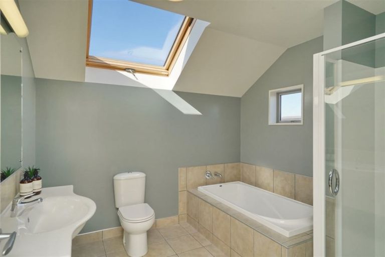 Photo of property in 67a Jeffreys Road, Fendalton, Christchurch, 8052