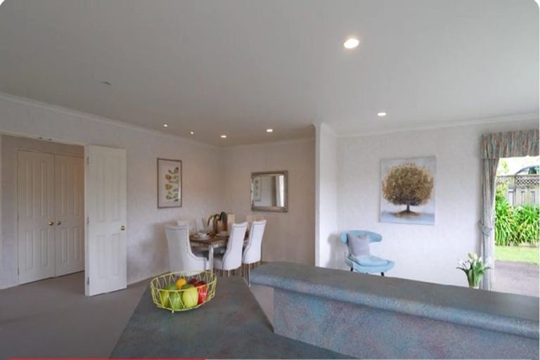 Photo of property in 6 Sophora Way, Albany, Auckland, 0632