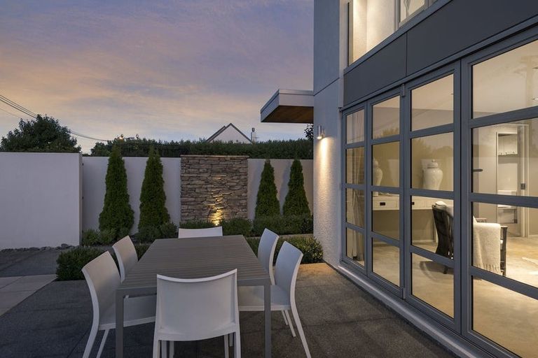 Photo of property in 72 Wai-iti Terrace, Bryndwr, Christchurch, 8052