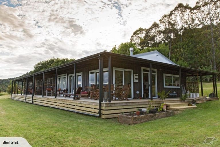 Photo of property in 6 Marriner Street, Kohukohu, 0491