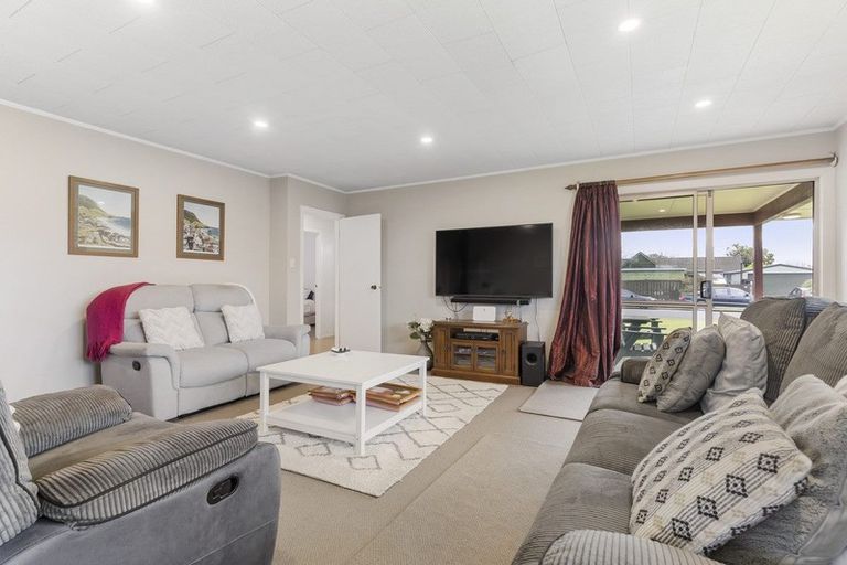 Photo of property in 7 Tudor Place, Mount Maunganui, 3116