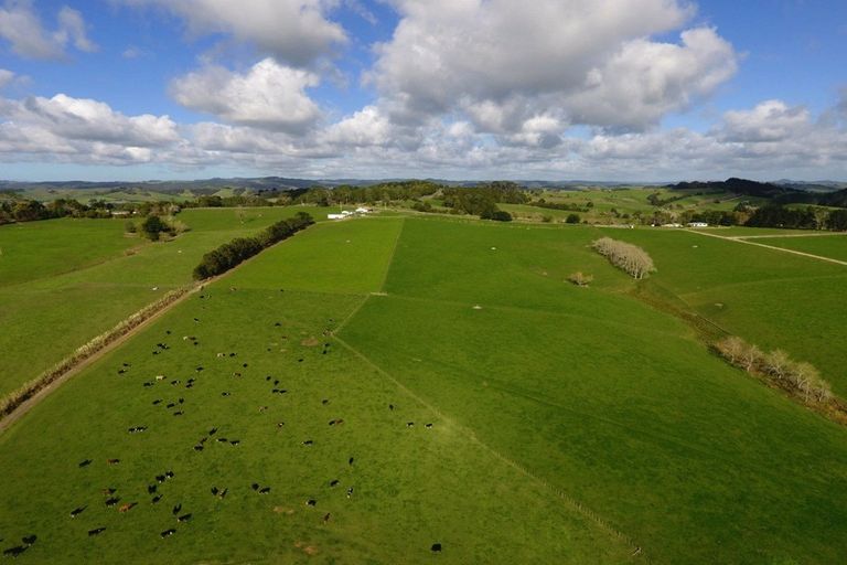 Photo of property in 159 School Road, Te Arai, Wellsford, 0974