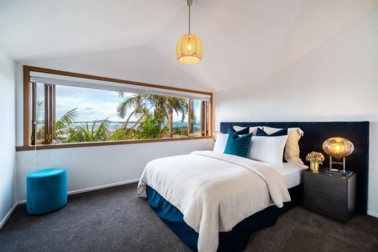 Photo of property in 13 Richmond Avenue, Northcote Point, Auckland, 0627