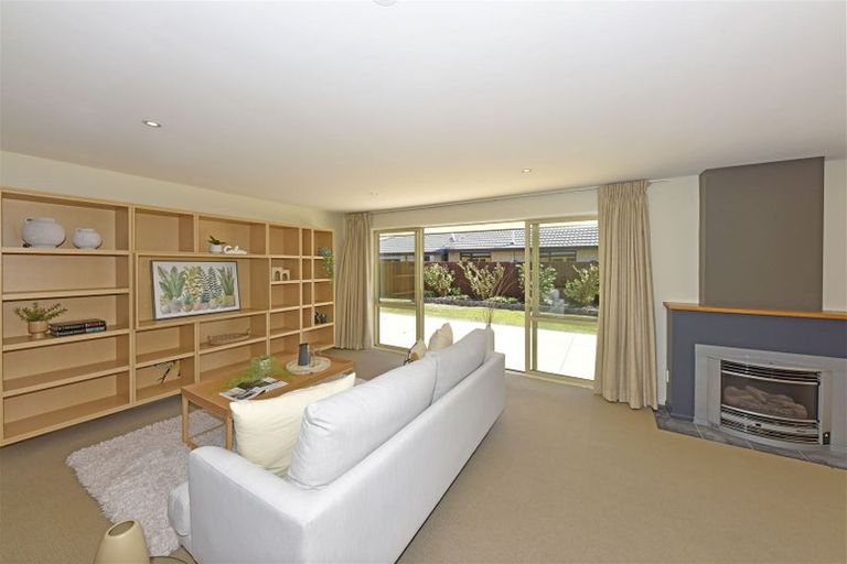 Photo of property in 9 Mollymawk Place, Woolston, Christchurch, 8023