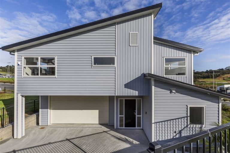 Photo of property in 47 Windlass Street, Long Bay, Auckland, 0630