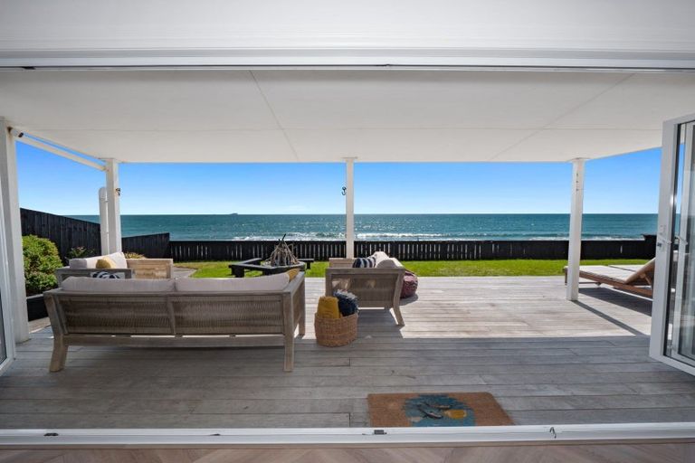 Photo of property in 359 Pukehina Parade, Pukehina, Te Puke, 3189