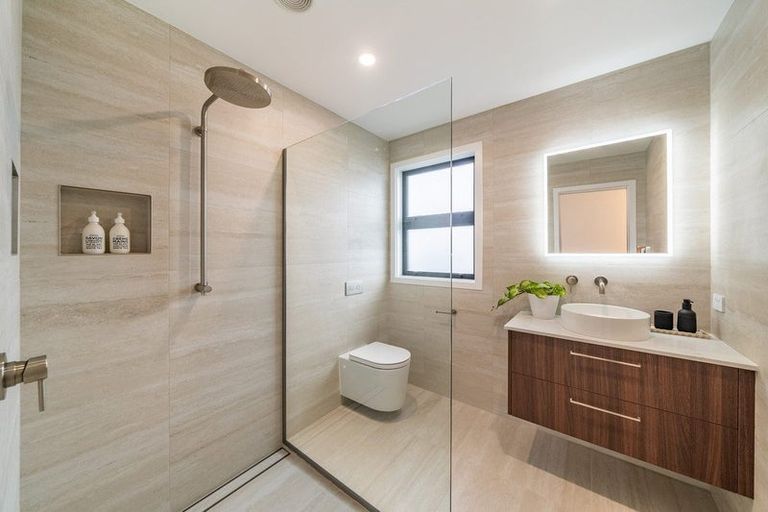 Photo of property in 4 Mcmillan Lane, Wallaceville, Upper Hutt, 5018