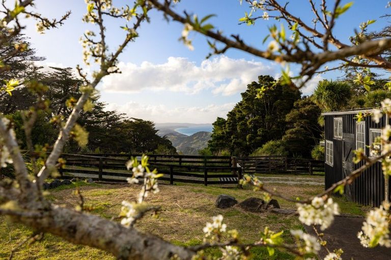 Photo of property in 140e Rodney Road, Whangateau, 0985