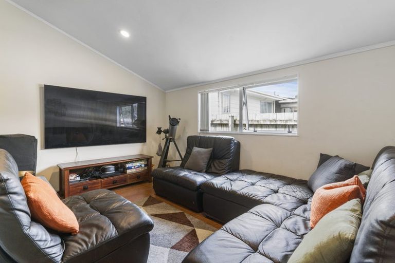 Photo of property in 369 Bucklands Beach Road, Bucklands Beach, Auckland, 2012