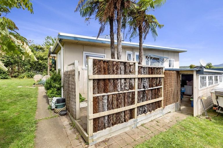 Photo of property in 14 Smith Street, Raglan, 3225