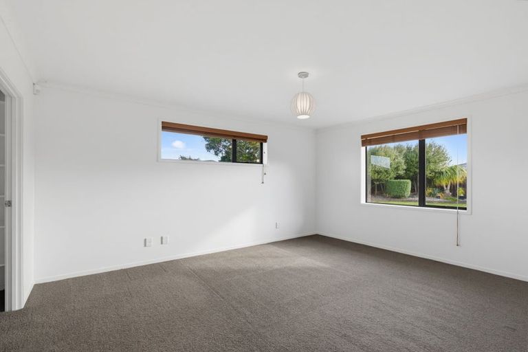 Photo of property in 46 Riverside Drive, Waiuku, 2123