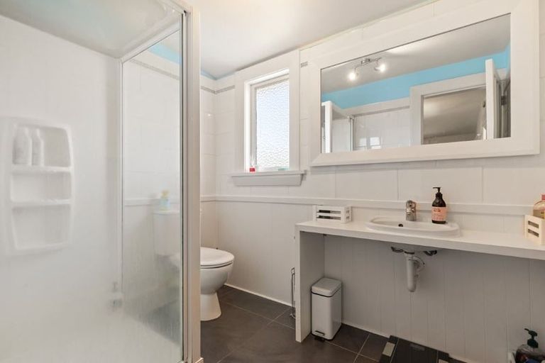 Photo of property in 40 North Parade, Richmond, Christchurch, 8013