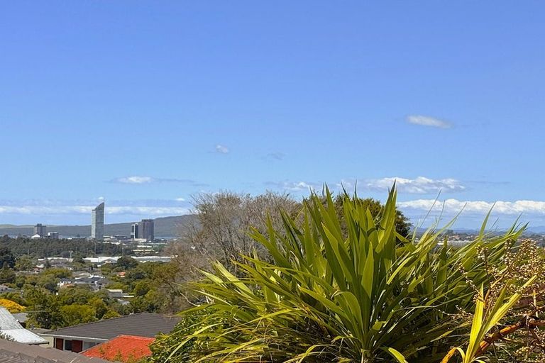 Photo of property in 108 Eban Avenue, Hillcrest, Auckland, 0627