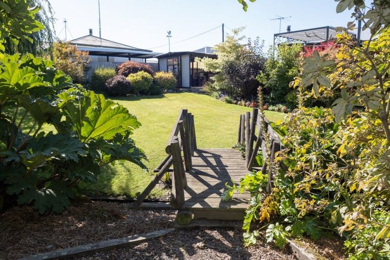 Photo of property in 52 Mcmurdo Street, Tinwald, Ashburton, 7700
