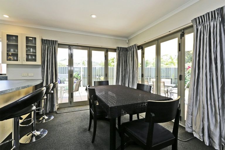 Photo of property in 35 Waterhouse Street, Taradale, Napier, 4112