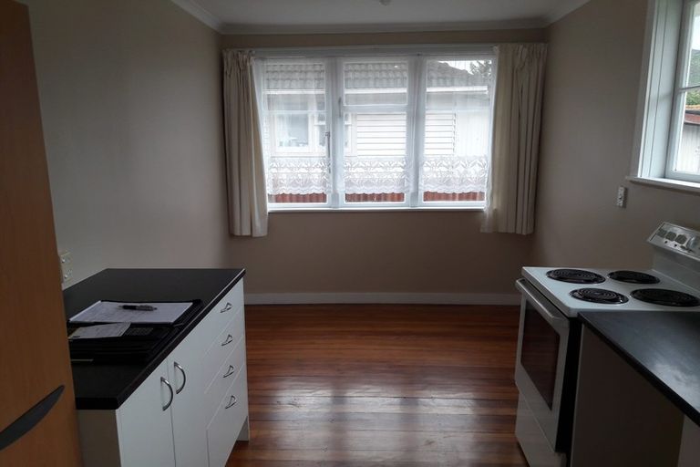 Photo of property in 274 Oxford Terrace, Avalon, Lower Hutt, 5011