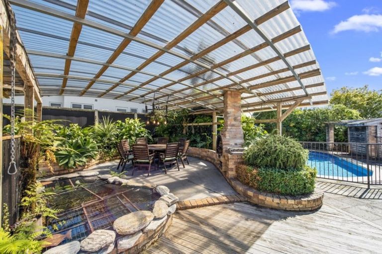 Photo of property in 92 Whatawhata Road, Dinsdale, Hamilton, 3204