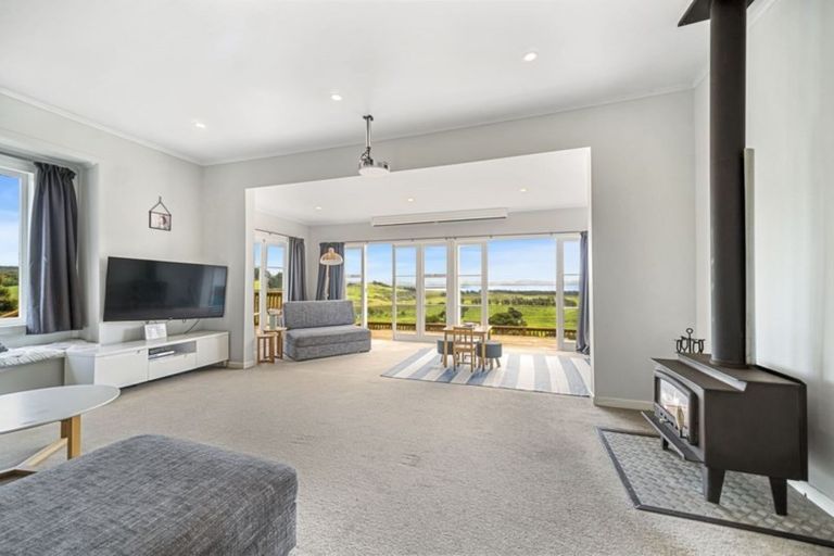 Photo of property in 17c Oyster Road West, Kaukapakapa, 0984