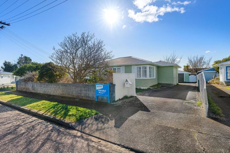 Photo of property in 14 Konini Street, Levin, 5510