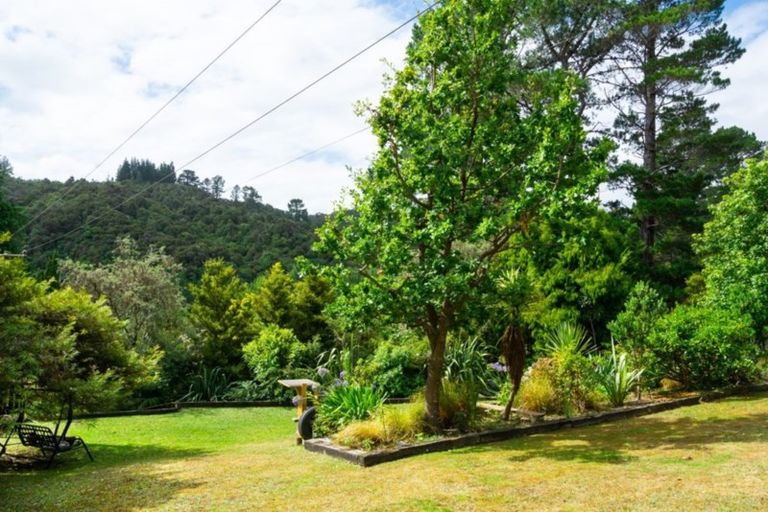 Photo of property in 142 Plateau Road, Te Marua, Upper Hutt, 5018