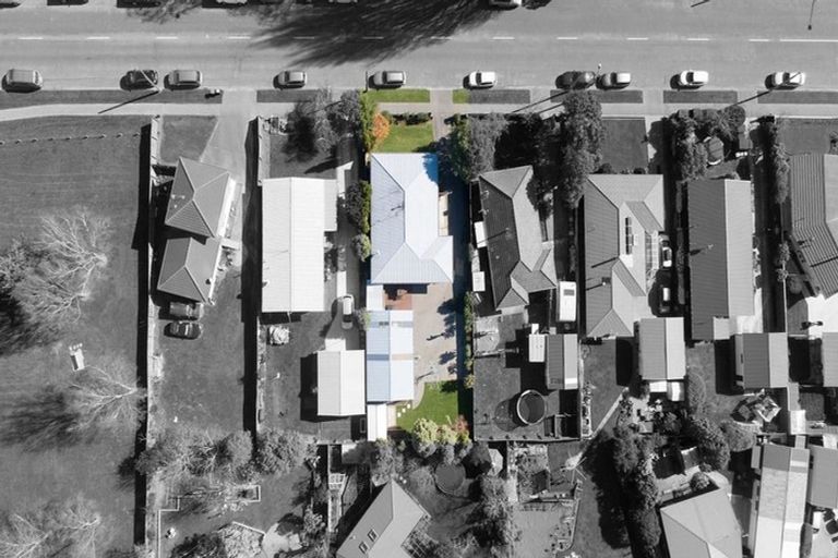 Photo of property in 118 Grimseys Road, Redwood, Christchurch, 8051