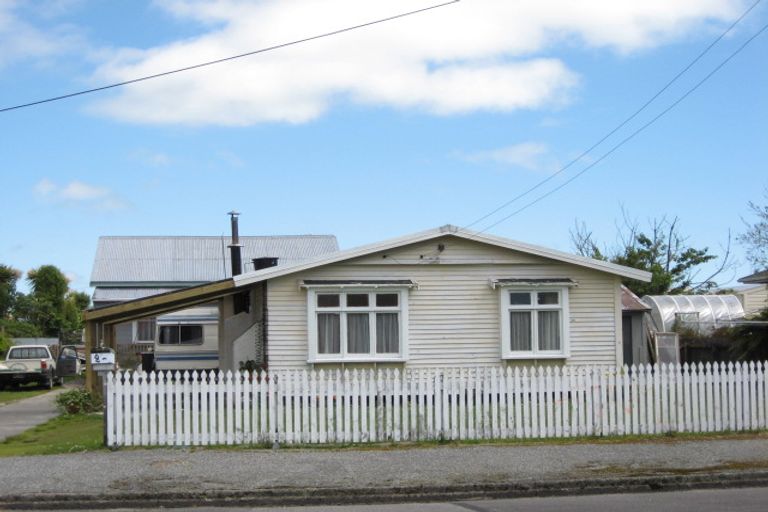 Photo of property in 8a Derby Street, Westport, 7825