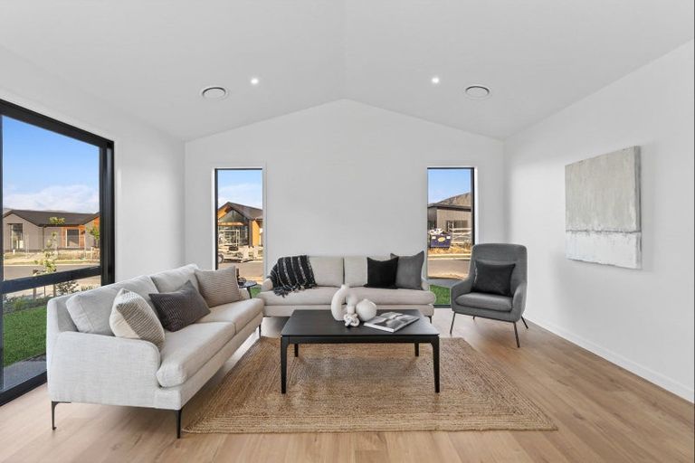 Photo of property in 11 Packer Road, Wanaka, 9382