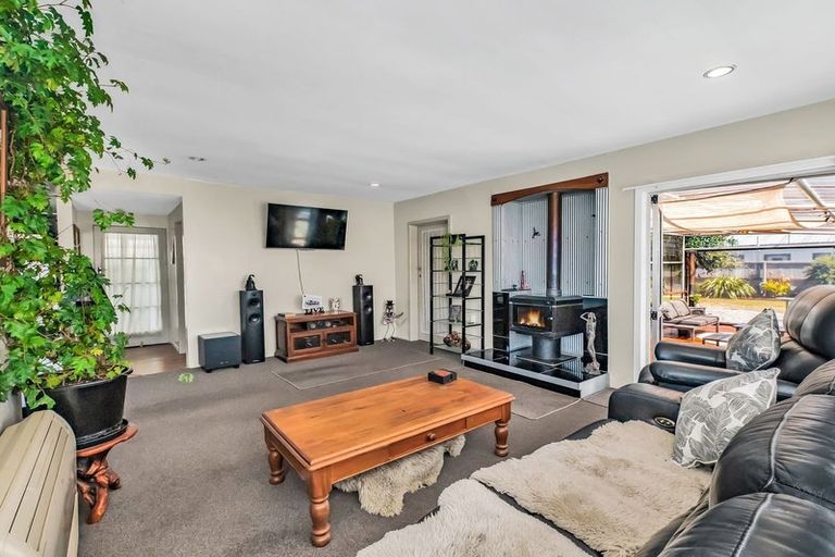 Photo of property in 15 Ranui Street, Hei Hei, Christchurch, 8042