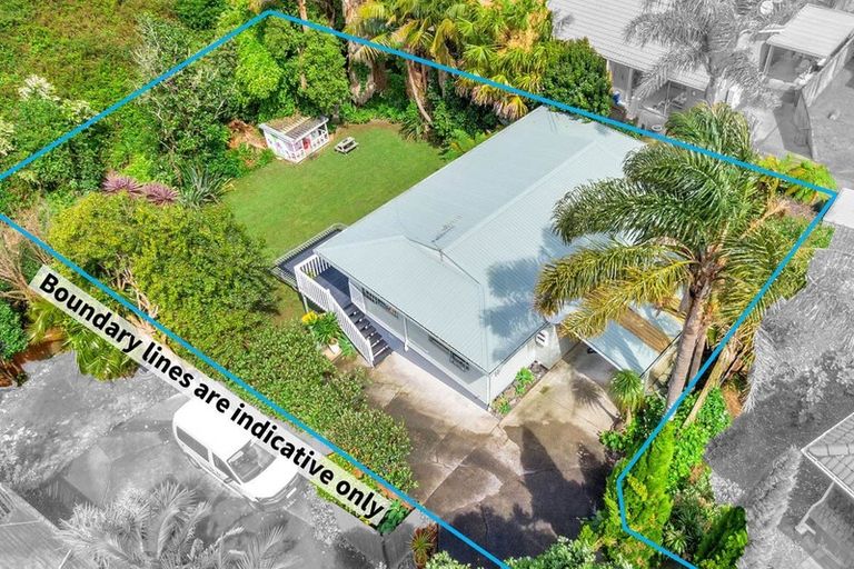 Photo of property in 44a Riserra Drive, Ranui, Auckland, 0612