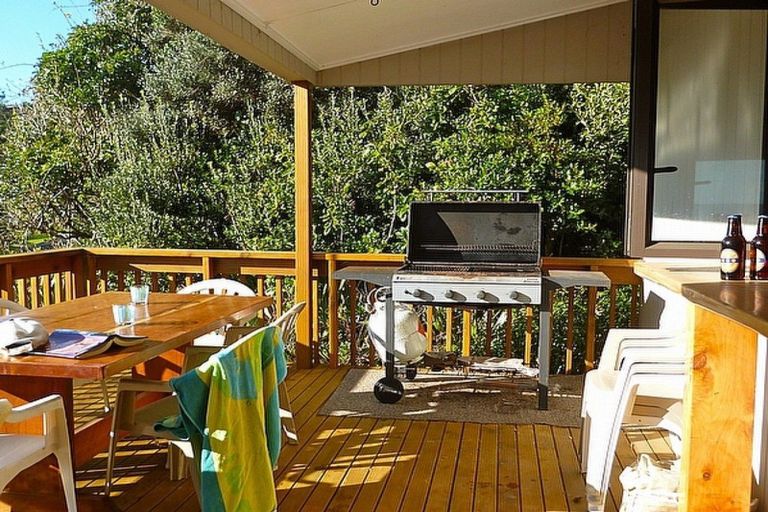 Photo of property in 77 Bluff Road, Kuaotunu West, Whitianga, 3592